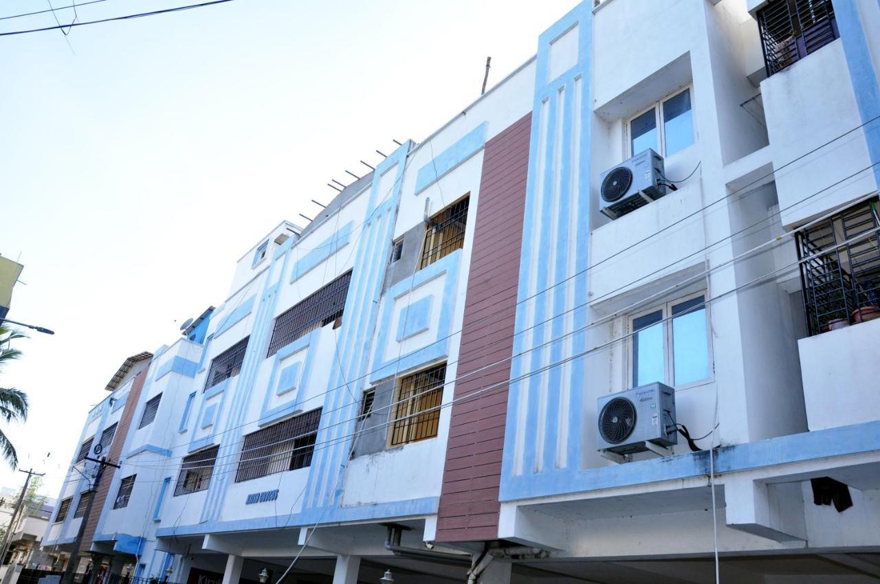 Kiruba Castle Hotel Chennai Ngoại thất bức ảnh